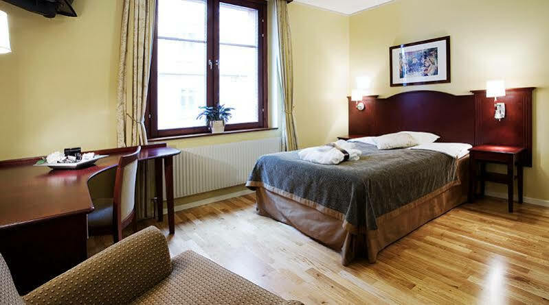 Home Hotel Kung Oscar Трольхеттан Экстерьер фото